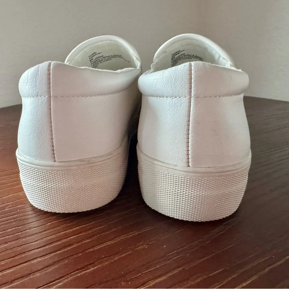 Steve Madden Torid White Sneakers with Silver Studs Womens Size 8 Slip On Shoes - Picture 5 of 11